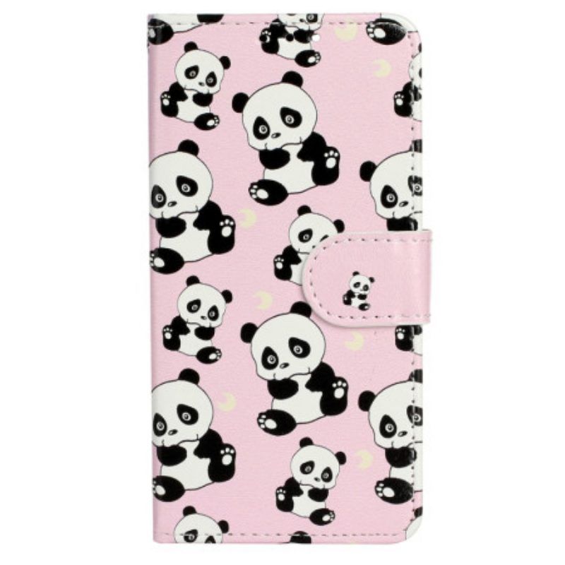 Leren Hoesje voor iPhone 15 Plus Met Ketting Kleine Panda's Met Riem