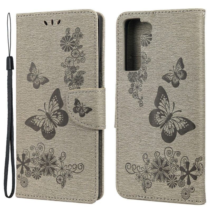 Leren Hoesje voor Samsung Galaxy S22 Plus 5G Met Ketting Prachtige Riemvlinders